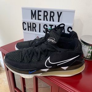 Nike Lebron